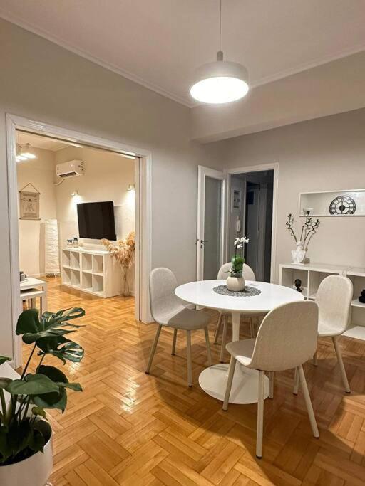 Apartment Emst Athens